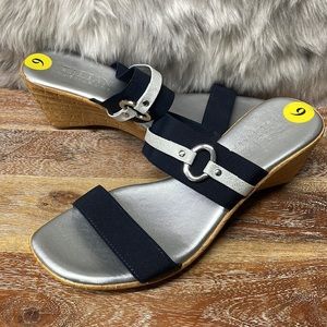ITALIAN Shoemakers Black & White Silver Accent Strap Wedge Sandals NWOT